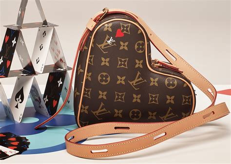 Louis Vuitton lancia una borsa a forma di cuore – Outpump